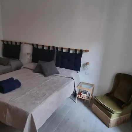 بيت للعطل Casa Noemi غونيسا